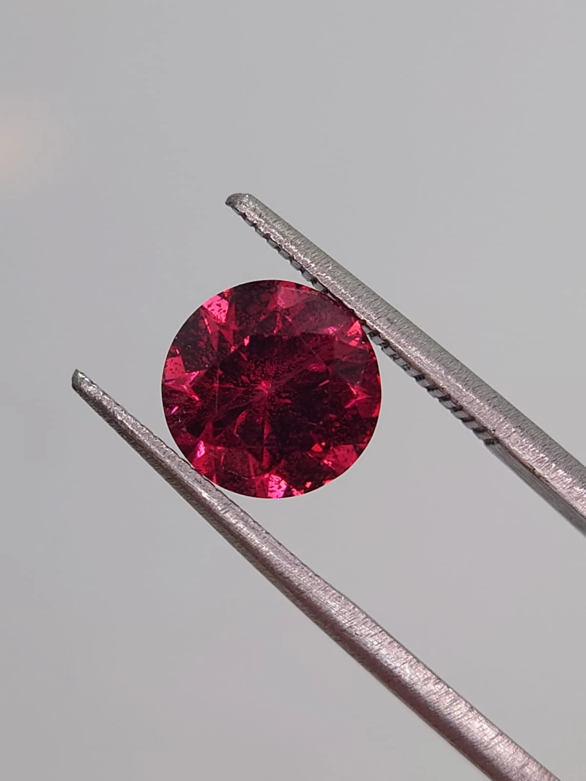 2.73ct Natural Malaya Garnet Round Cut From Tanzania — view 2